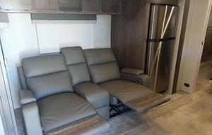 2022 Flagstaff 25FLBS by Forest River