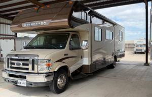 2015 Minnie Winnie 31K RV rental photo 2