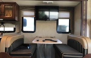 2015 Thor Motor Coach Hurricane 32N
