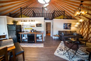 Cedar+Kitchen+living room