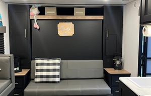 Mighty Mini Retreat: Springdale Mini 1810BH