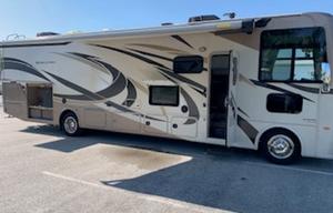 2012 Thor Motor Coach 28A