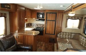 2015 Prime Time Avenger 28RKS