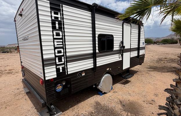 2025 Keystone Hideout - Modern, Cozy & Easy to Tow RV rental photo 1