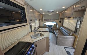 Thor Daybreak | Comfy and Well-Built Class C RV