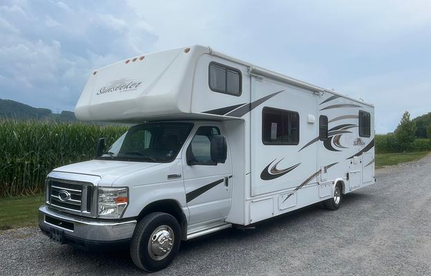 2013 Forest River RV Sunseeker 3170DS Ford