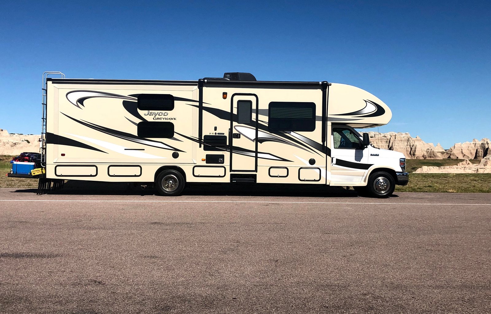 "Wanda" 2015 Jayco Greyhawk 31FS