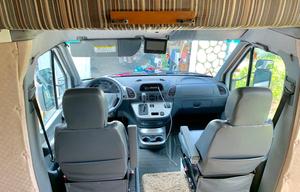 23" 2007 WINNEBAGO VIEW - DIESEL
