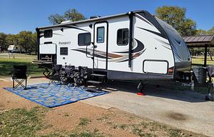 Couples Dream! 2019 Keystone Passport with extras!