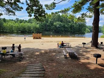 Buffumville Lake Park beach and picnic area