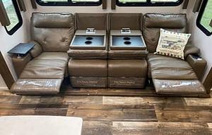 2021 Keystone RV Fuzion 424