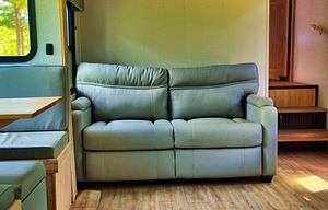Event-Ready 5th Wheel | Sleeps 8+ | Spacious