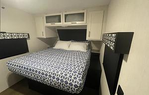 Hotel on wheels