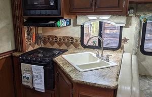 2013 Thor Motor Coach Chateau 28Z