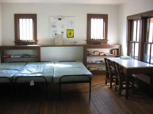 001, Loop: AREA WEST BRIDGER CABIN