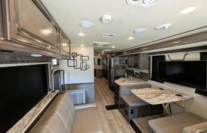 2019 Holiday Rambler - Admiral 32S