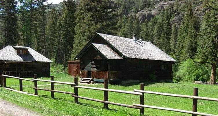 01, Loop: AREA BIG CREEK CABIN