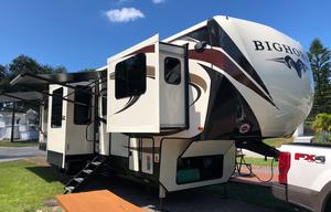 2019 Heartland Bighorn 3950FL