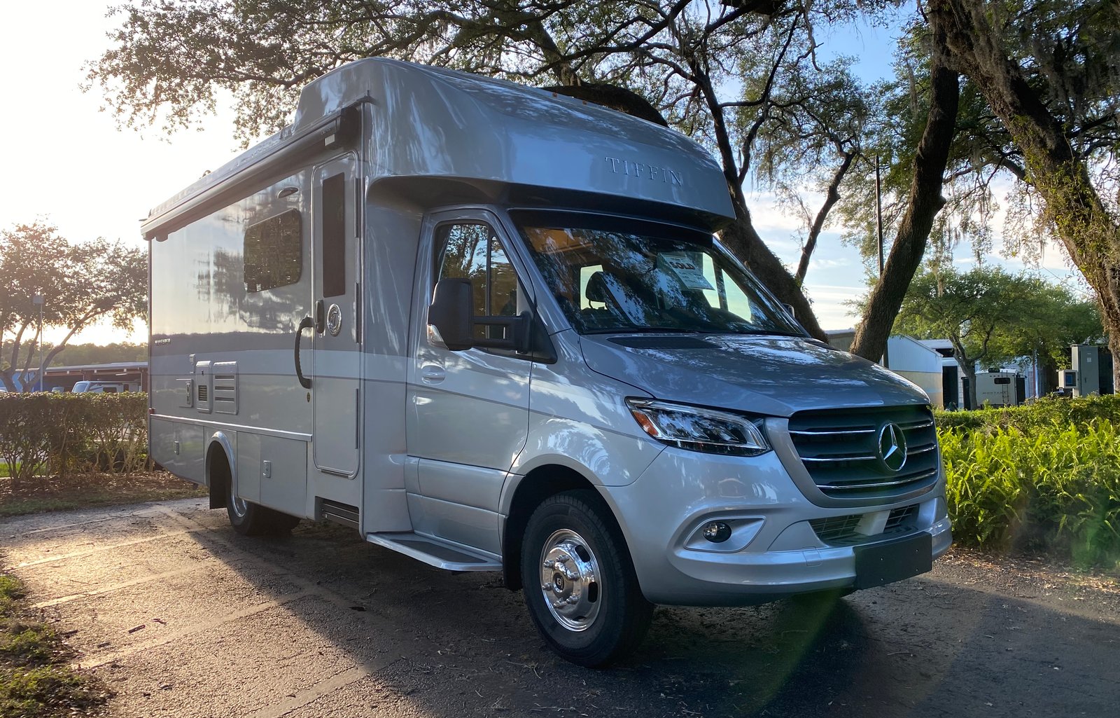 NEW 22022 Renegade Vienna 25rmc