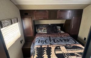 Wolfie 22RR: Toy Hauler **Delivery only**