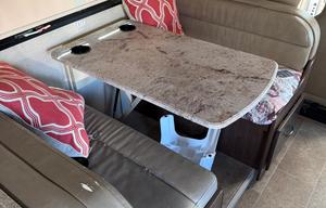 2017 Thor Motor Coach Chateau 31 W RV rental photo 17