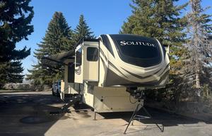 2021 Grand Design Solitude 382WB RV rental photo 4