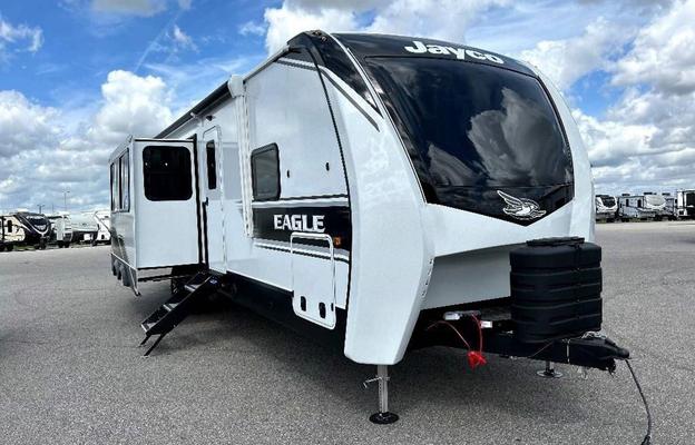 Cajun Jayco Eagle