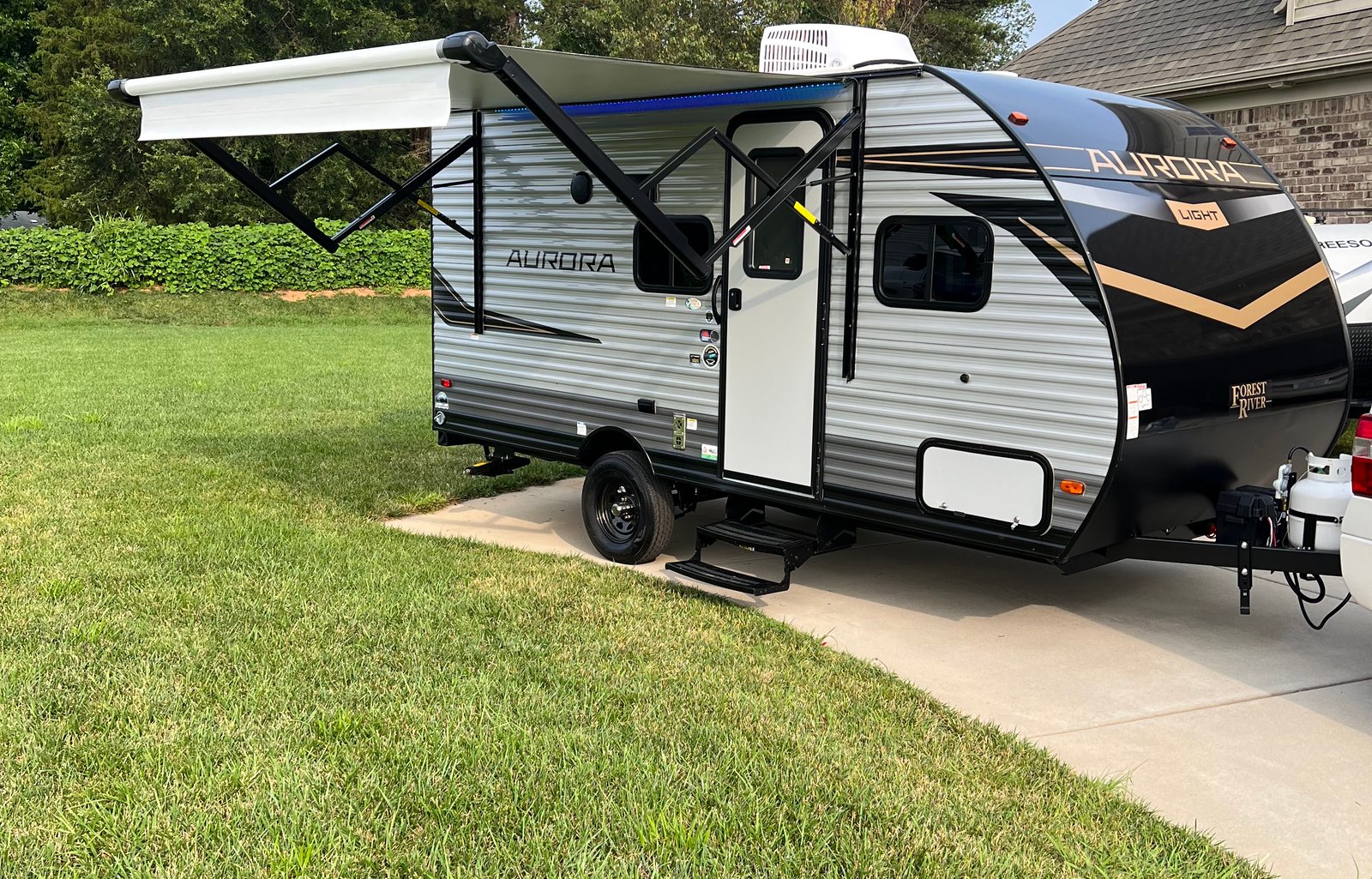Forest River Aurora 16BHX, Small and lightweight