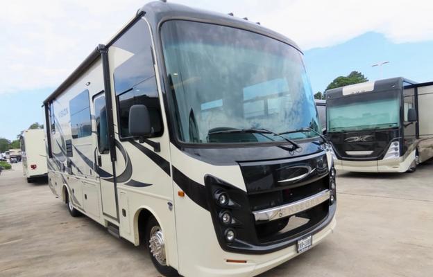 Two Tall Travel Luxury 2022 Entegra Vision 27A