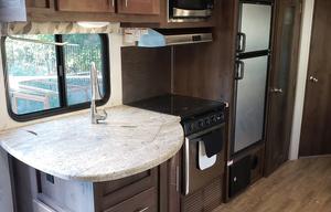 2017 Forest River Wildcat Maxx Lite T265BHX Slate Edition