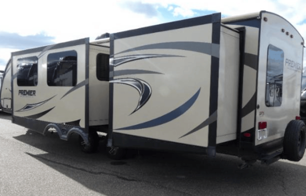 2018 Keystone RV Premier Ultra Lite 34BHPR