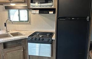 2019 Dutchmen RV Coleman Lantern Series 244BH
