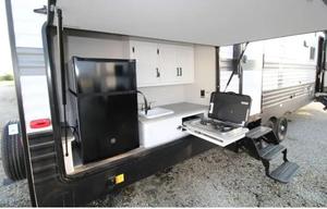 Hideout Haven - Keystone Hideout 318BR