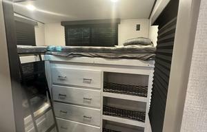 2023 Keystone RV Sprinter 31TB RV rental photo 7