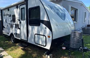 Comfortable Family RV | Kitchen & Bath