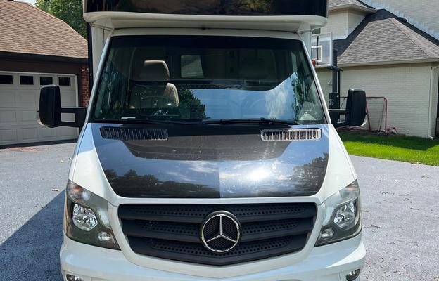 B & L's Adventure-Mobile!  Travel in STYLE!
