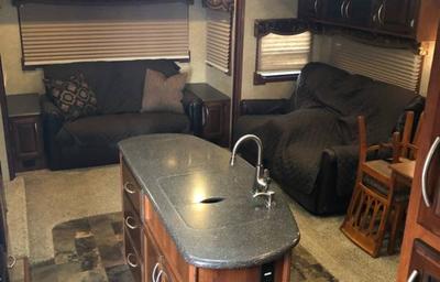 2015 Forest River Crusader 5th Wheel RV
