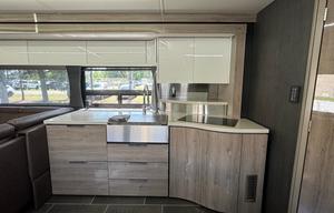 Luxury RV with flexible hosts.