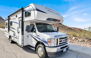 Pristine 2023 Forest River Forester