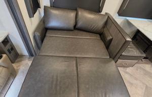 Fireside "Far Lux" 2021 East to West Alta 2850KRL