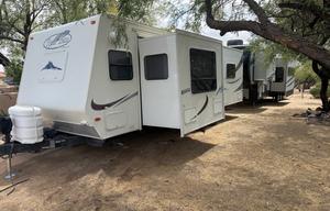 2006 R-Vision Trail Lite 27RK RV rental photo 17