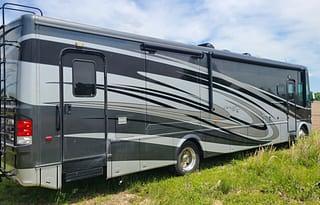 2016 Canyon Star 3922 RV rental photo 1