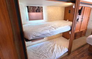 Fireside RV's Coachmen Freelander 32BH Bunkhouse