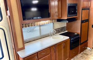 2012 Thor Motor Coach ACE 30 1