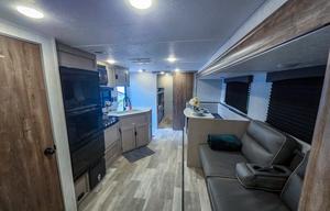 2025 VIKING. Spacious Camper!