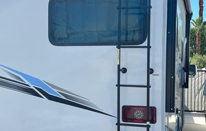 2023 Thor Motor Coach Geneva 22VA RV rental photo 4