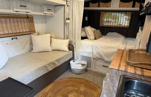 Well Kept Cozy Camper