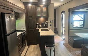 2022 Shasta RVs Phoenix Lite 30BH *Bunkhouse*