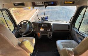 2021 Dynamax FORCE HD 34KD HD RV rental photo 7