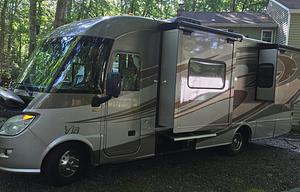 2013 Winnebago - VIA 25Q - Mercedes Diesel